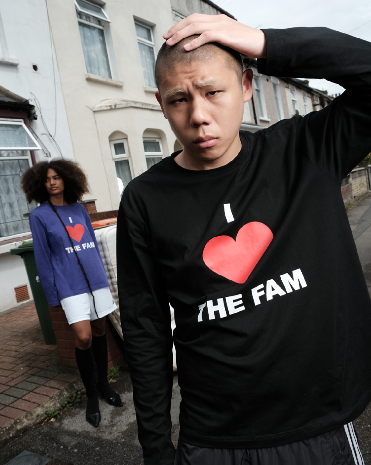 I love the fam longsleeve black