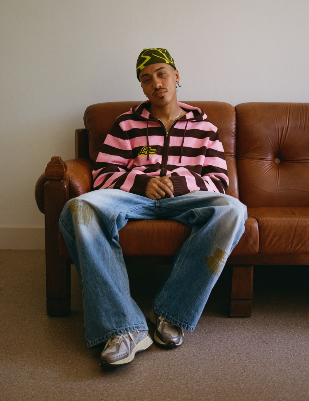 Knit striped hoodie pink – La Fam