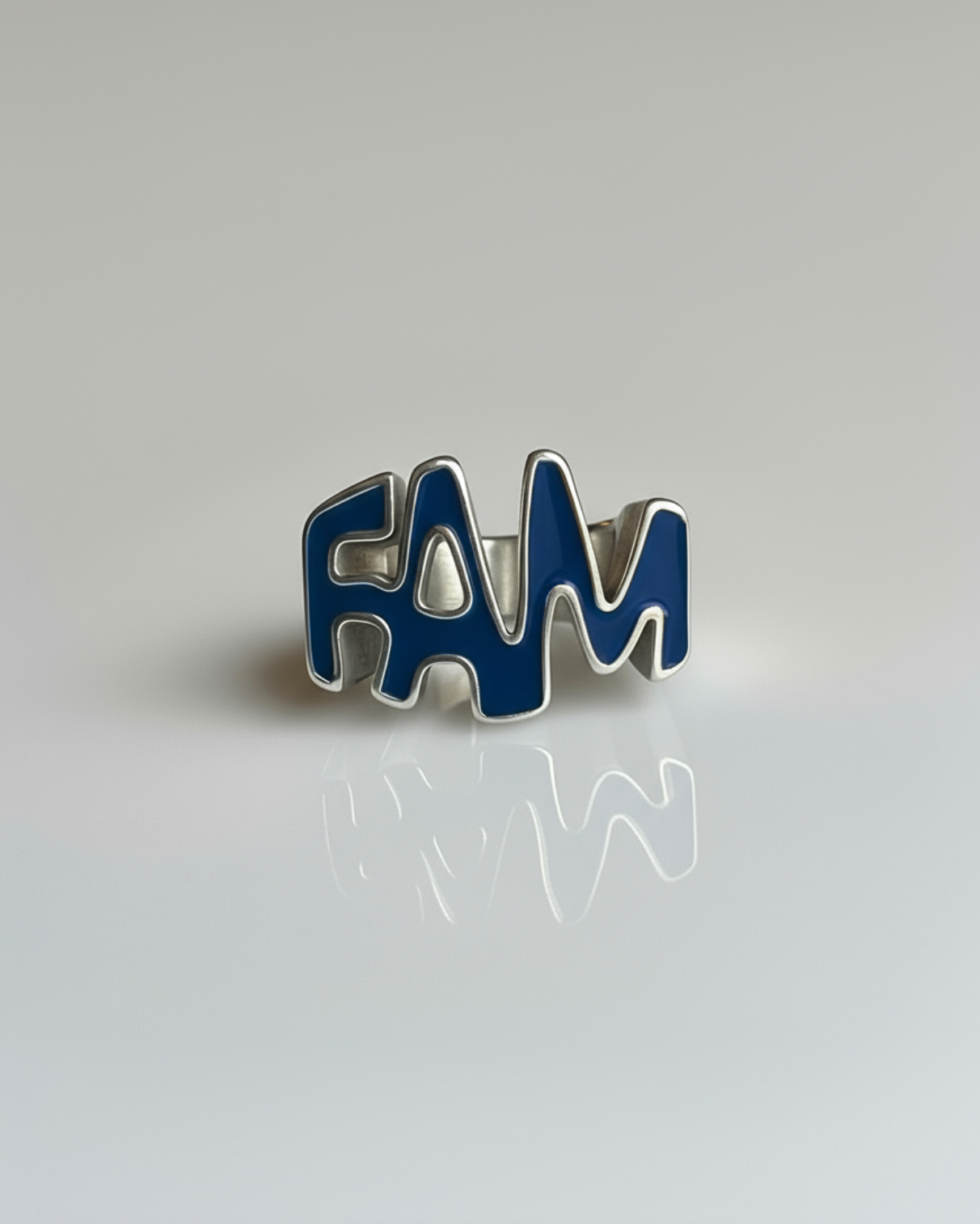 fam ring blue