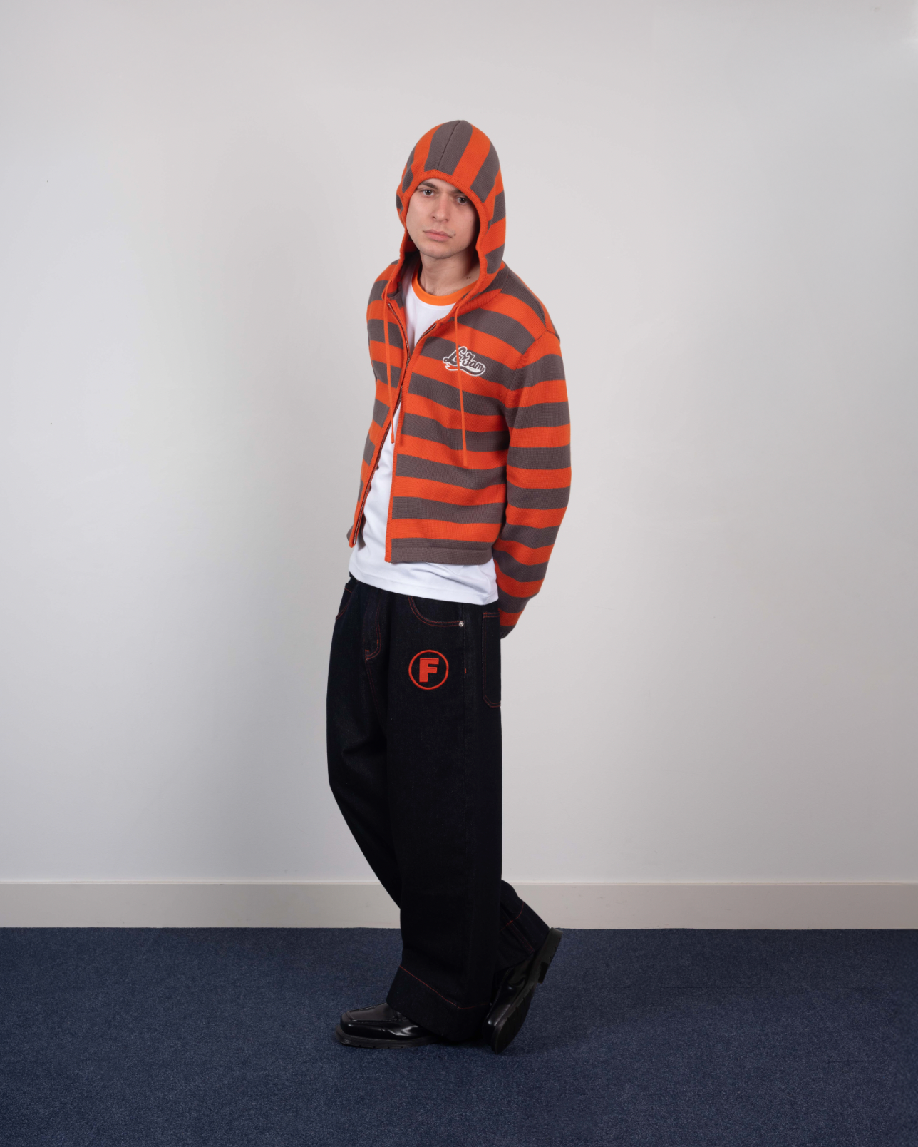 Knit striped hoodie orange /grey – La Fam