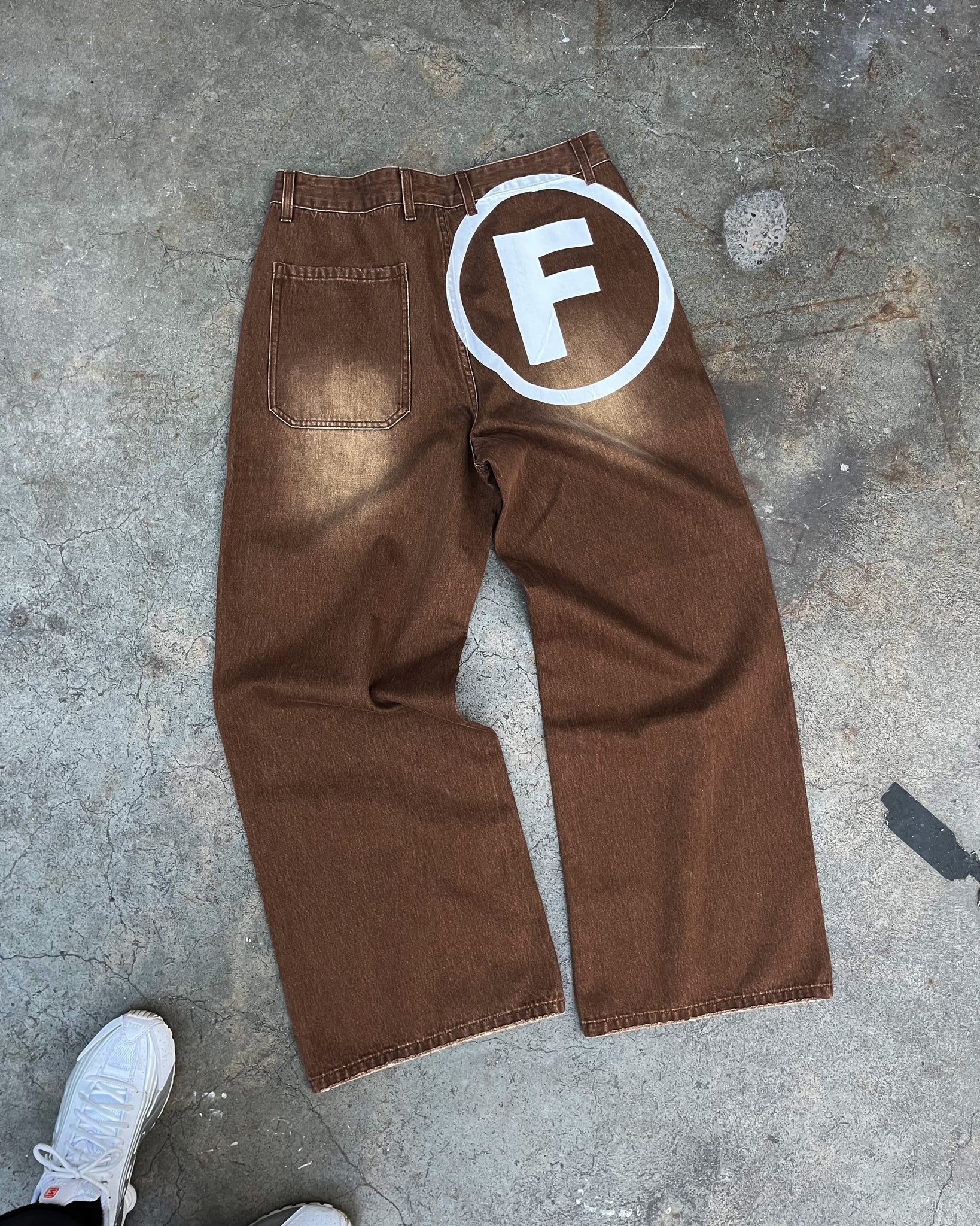 brown f jeans